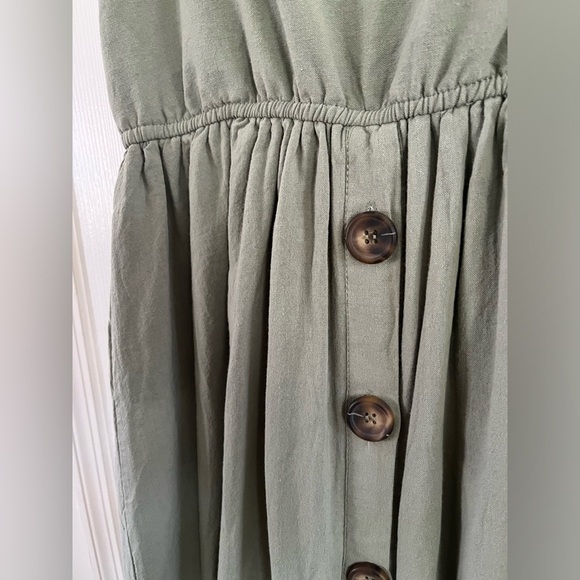 BBMW sage green tie back dress- Size Large - Picture 5 of 6